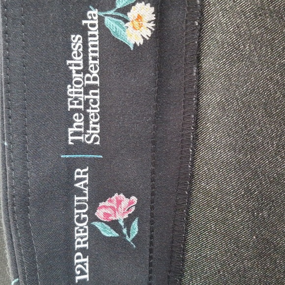 Croft & Barrow Bermuda Shorts Black Floral - Picture 4 of 7